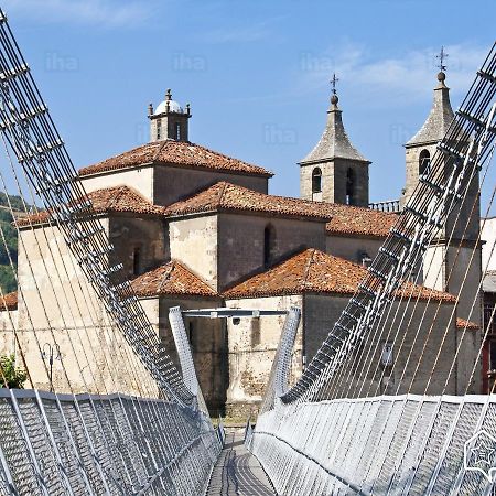 Hostal Los Nogales Cangas De Narcea Zewnętrze zdjęcie
