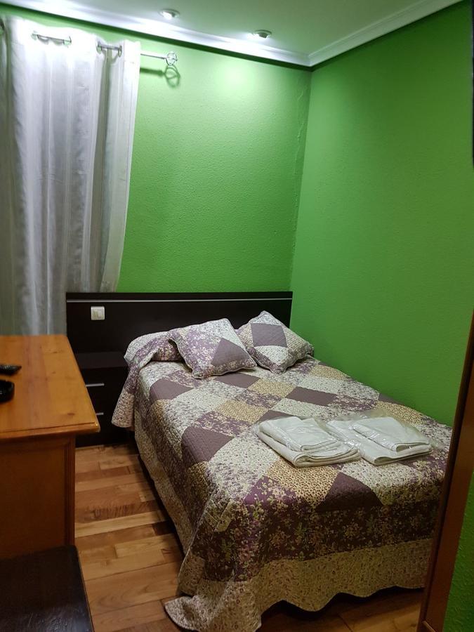 Hostal Los Nogales Cangas De Narcea Zewnętrze zdjęcie