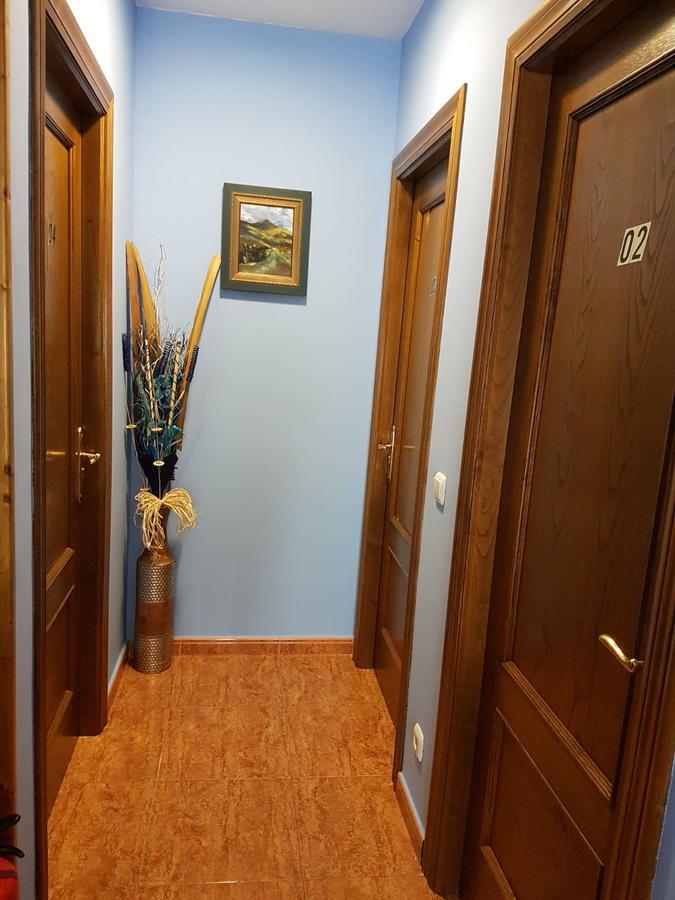 Hostal Los Nogales Cangas De Narcea Zewnętrze zdjęcie