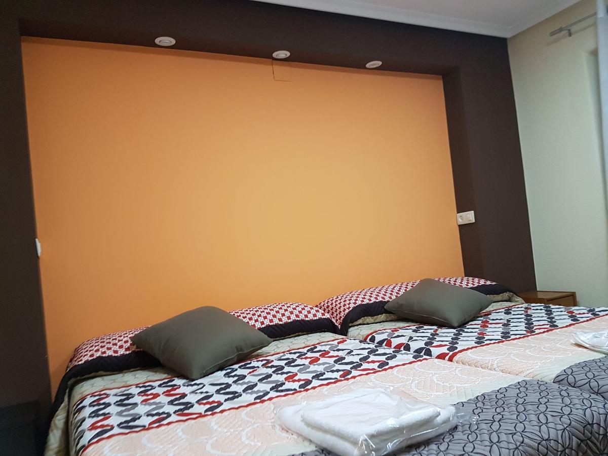 Hostal Los Nogales Cangas De Narcea Zewnętrze zdjęcie
