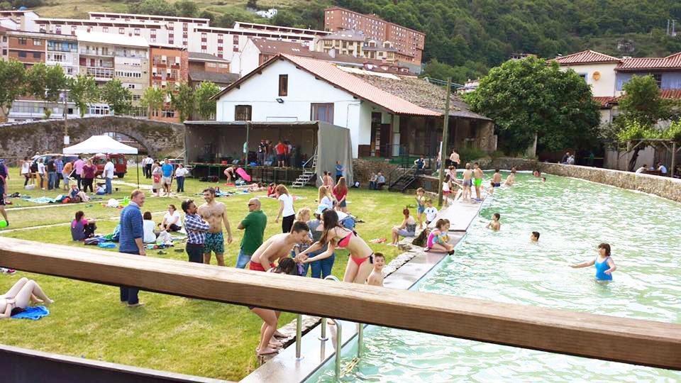 Hostal Los Nogales Cangas De Narcea Zewnętrze zdjęcie
